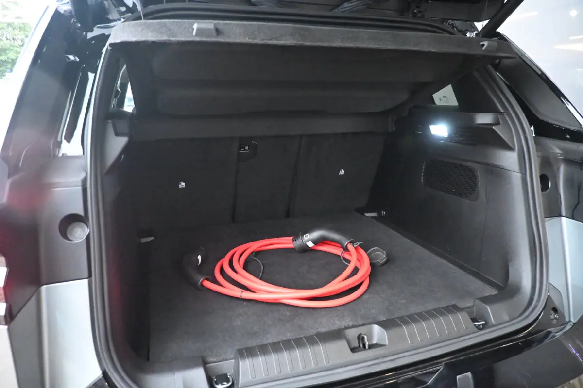 First Edition 74 kWh Tot 8 Jaar Garantie! | Premium + Convience Pack | Schuif-/Kanteldak | Warmtepomp | Elektr. Stoelen | Adaptive Cruise | Elektr. Achterklep | 20"LMV | LED-Matrix | !!