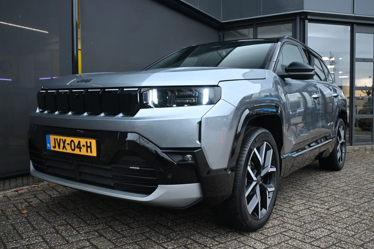 First Edition 74 kWh Tot 8 Jaar Garantie! | Premium + Convience Pack | Schuif-/Kanteldak | Warmtepomp | Elektr. Stoelen | Adaptive Cruise | Elektr. Achterklep | 20"LMV | LED-Matrix | !!