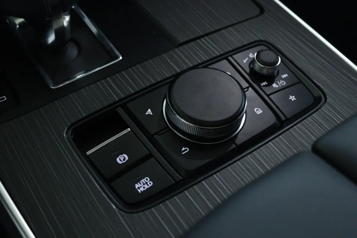 2.5 e-SkyActiv PHEV Homura Plus | Nieuwe Auto | Schuifdak | 360 Camera | Stoelventilatie | Leder | Keyless | Head-up | Adaptieve Cruise | Carplay | Navi