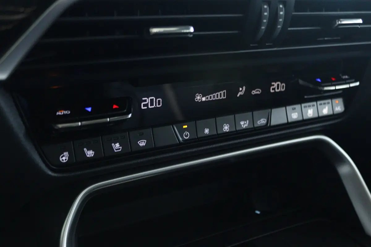 2.5 e-SkyActiv PHEV Homura Plus | Nieuwe Auto | Schuifdak | 360 Camera | Stoelventilatie | Leder | Keyless | Head-up | Adaptieve Cruise | Carplay | Navi