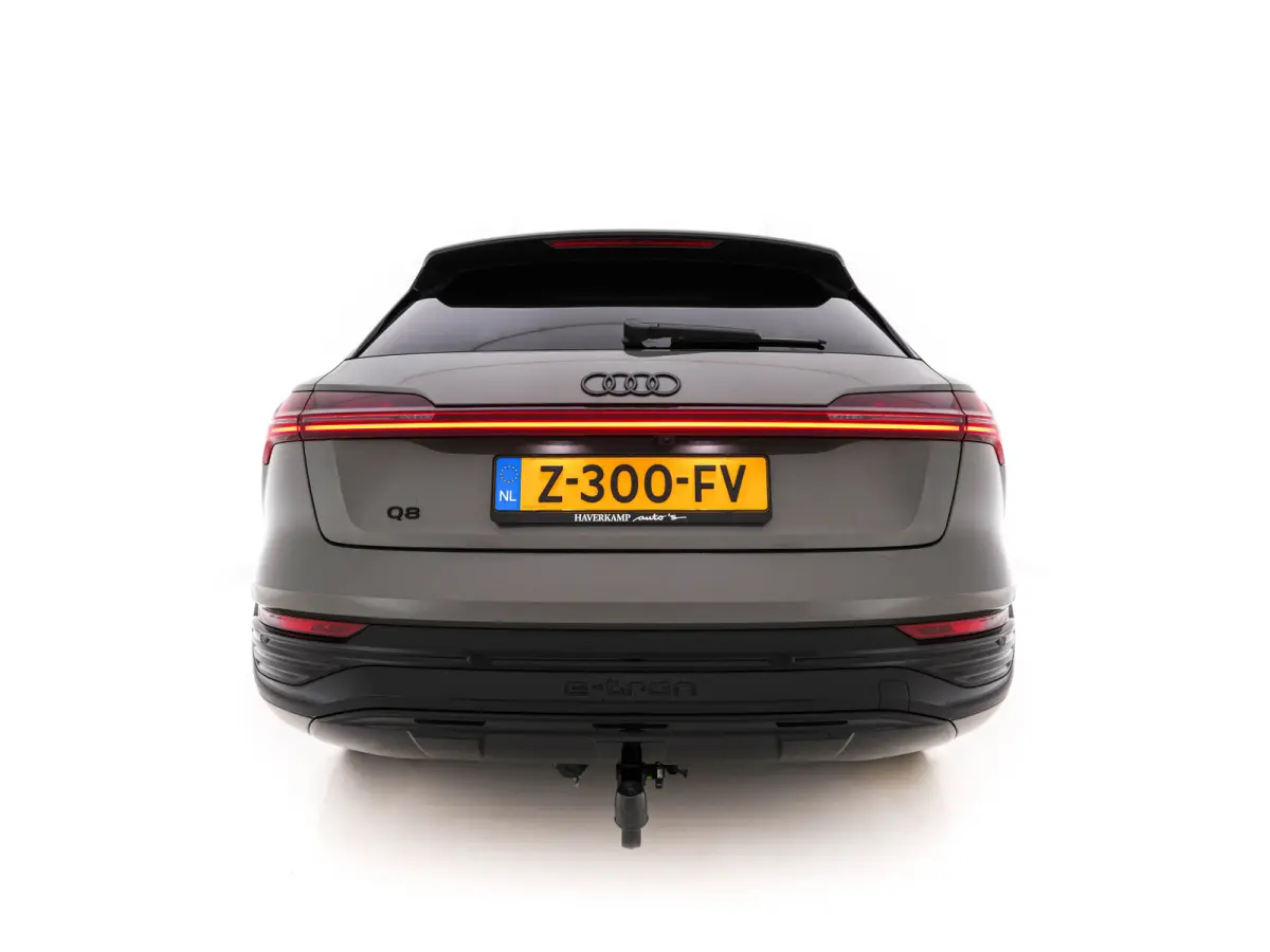 50 quattro Advanced Edition 95 kWh [3-Fase-22kW] {SoH-99%} (INCL-BTW)  Aut. *LEATHER | FULL-LED | MEMORY-PACK | ADAPTIVE-CRUISE | CAMERA | PRIVACY-GLASS | DIGI-COCKPIT | SHIFTPADDLES | DAB |