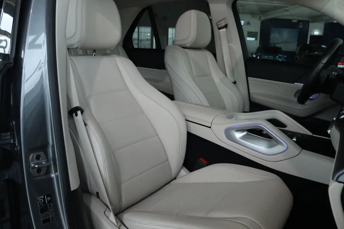 350 e 4MATIC Premium AMG-Line | SOH 95% | Adapt. Cruise | Schuifdak | Softclose | Stoelverwarming | 360 Camera | Leder | Navi | Trekhaak | Memory | Elektr. Klep