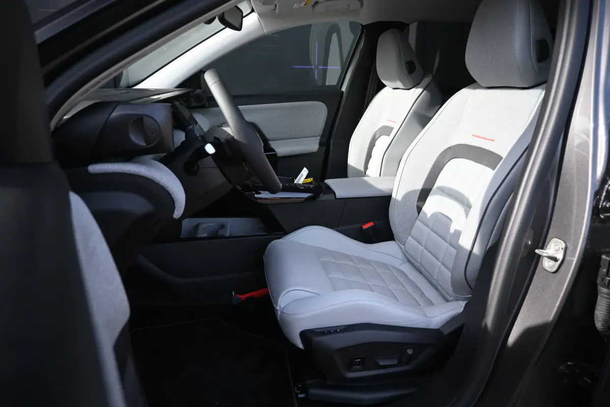 Max Comfort Range 74 kWh 99%SOH! Tot 8 Jaar Garantie! | Afn. Trekhaak | Vol-Leder | Massage | Stoelkoeling/verwarming | Elektr. Achterklep | !!