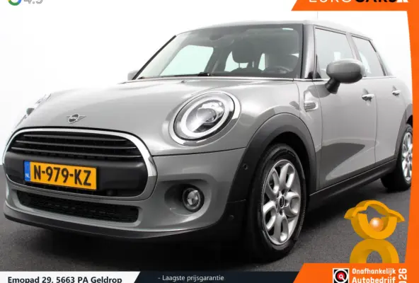 one 1.5 Automaat One Pepper Matrix Led koplampen Climate Control Parkeersensoren Cruise Control Adaptive Stoelverwarming Union Jack lampen Camera
