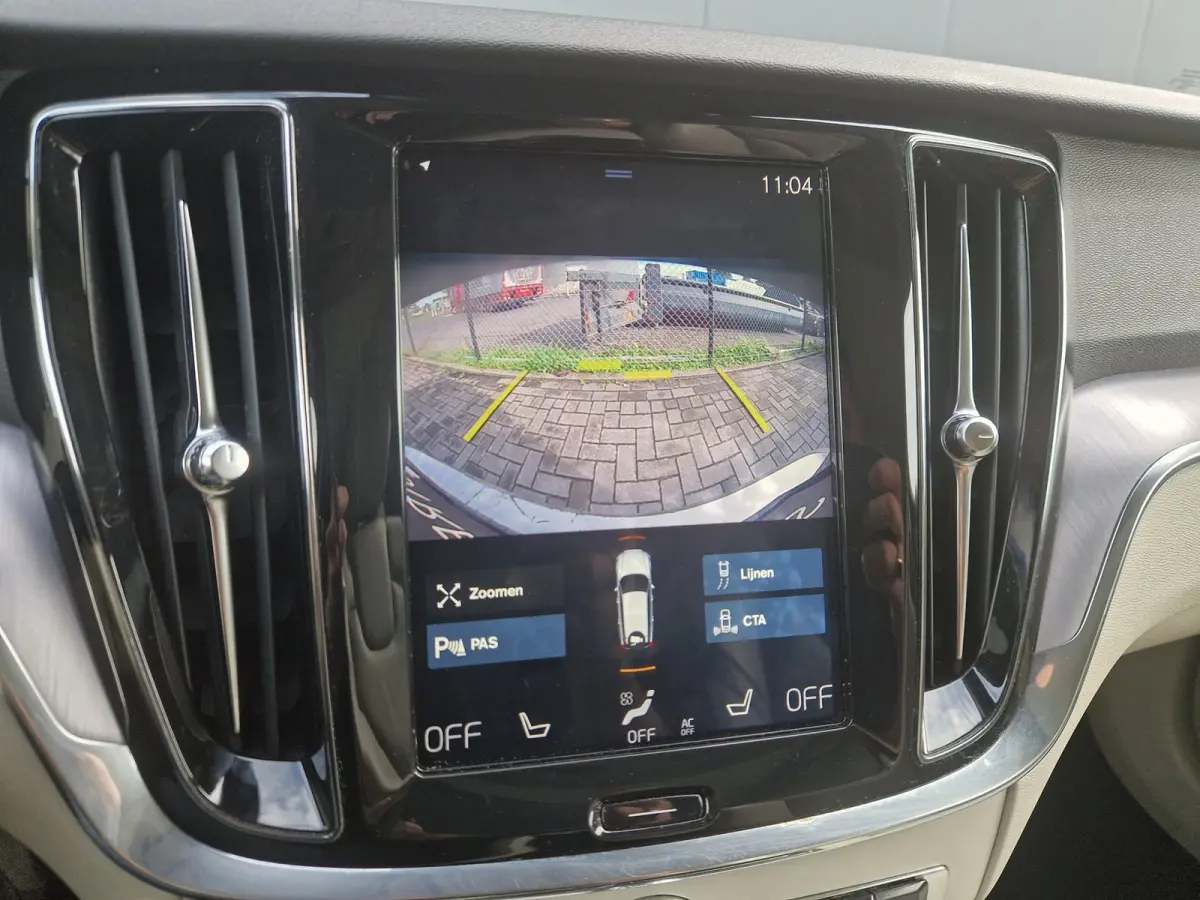 2.0 T6 340PK AWD Momentum Pro /1e eig /BTW