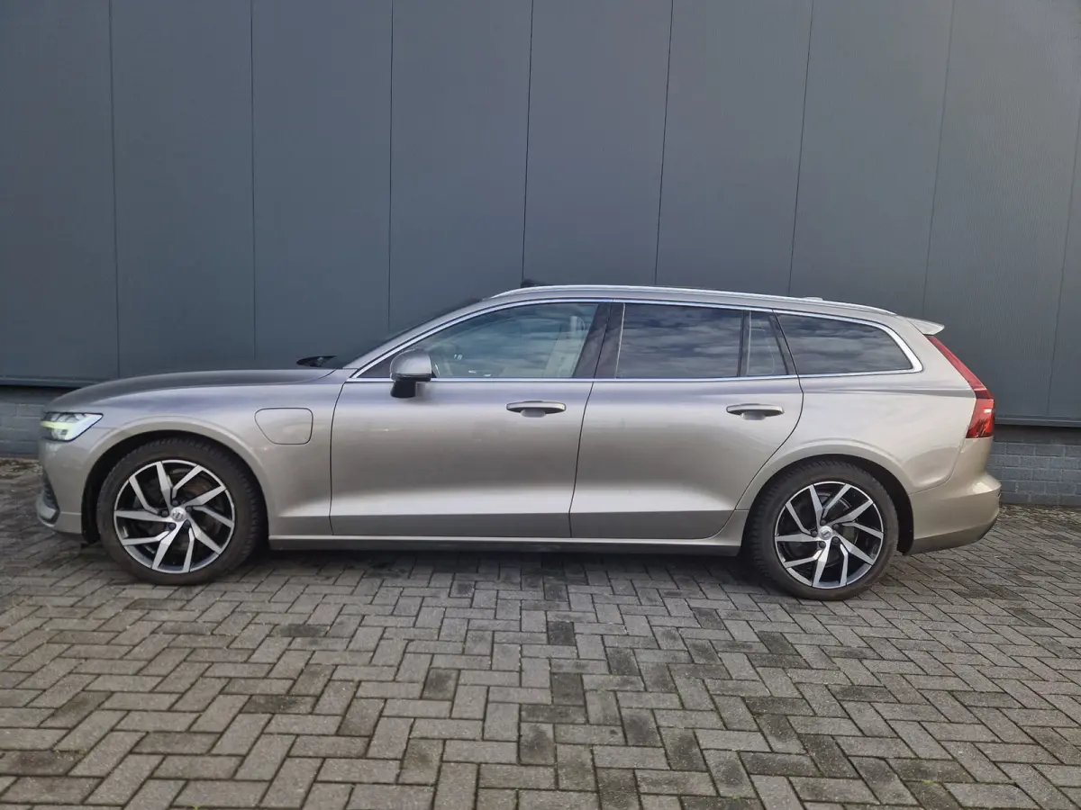 2.0 T6 340PK AWD Momentum Pro /1e eig /BTW