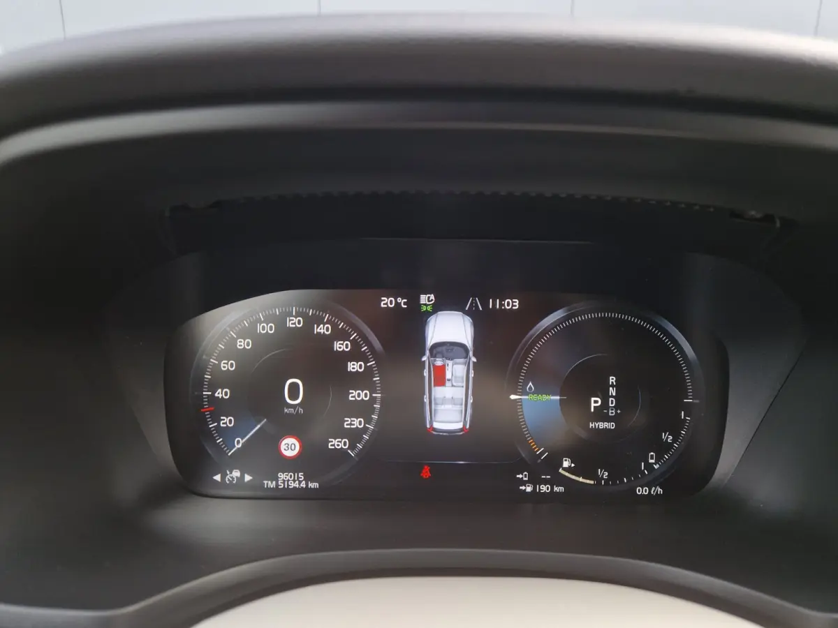2.0 T6 340PK AWD Momentum Pro /1e eig /BTW