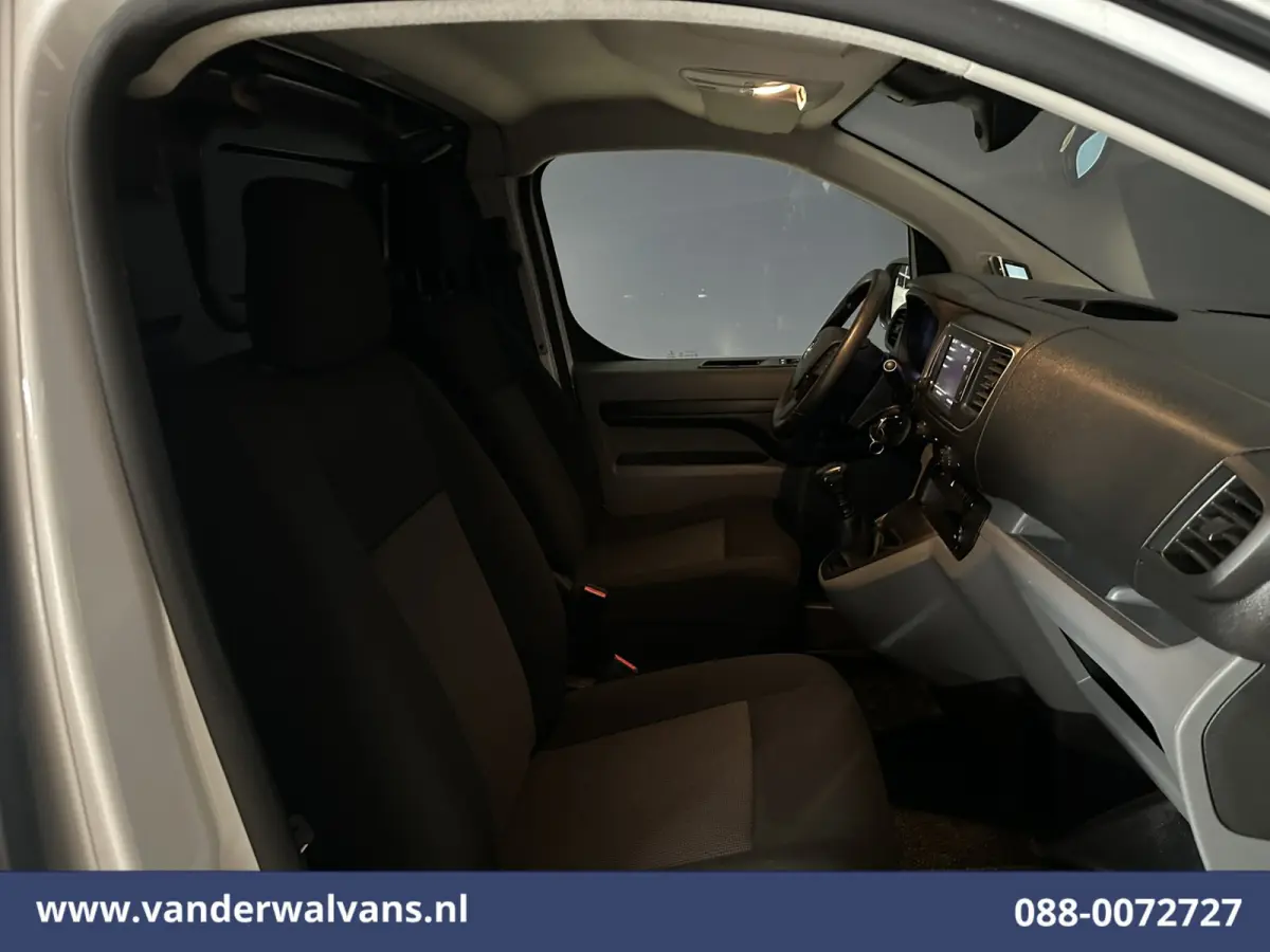 1.5 CDTI L3H1 Euro6 Airco | Camera | Navigatie | Apple Carplay | Cruisecontrol Android Auto, Parkeersensoren, Sidebars