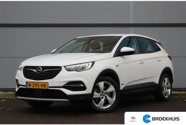 1.6 Turbo Hybrid Elegance | Camera | Climate | Carplay | Navi | Cruise | LED | PDC V+A | Camera | Climate | Carplay | Navi | Cruise | LED | PDC V+A |