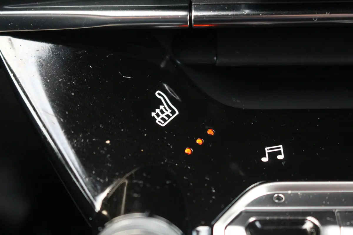 EV GT 50 kWh | Adaptive | Camera | Stoelverw. | Pdc | Keyless | Dodehoek | Navi | Carplay | Lmv | | Adaptive | Camera | Stoelverw. | Pdc | Keyless | Dodehoek | Navi | Carplay | Lmv |