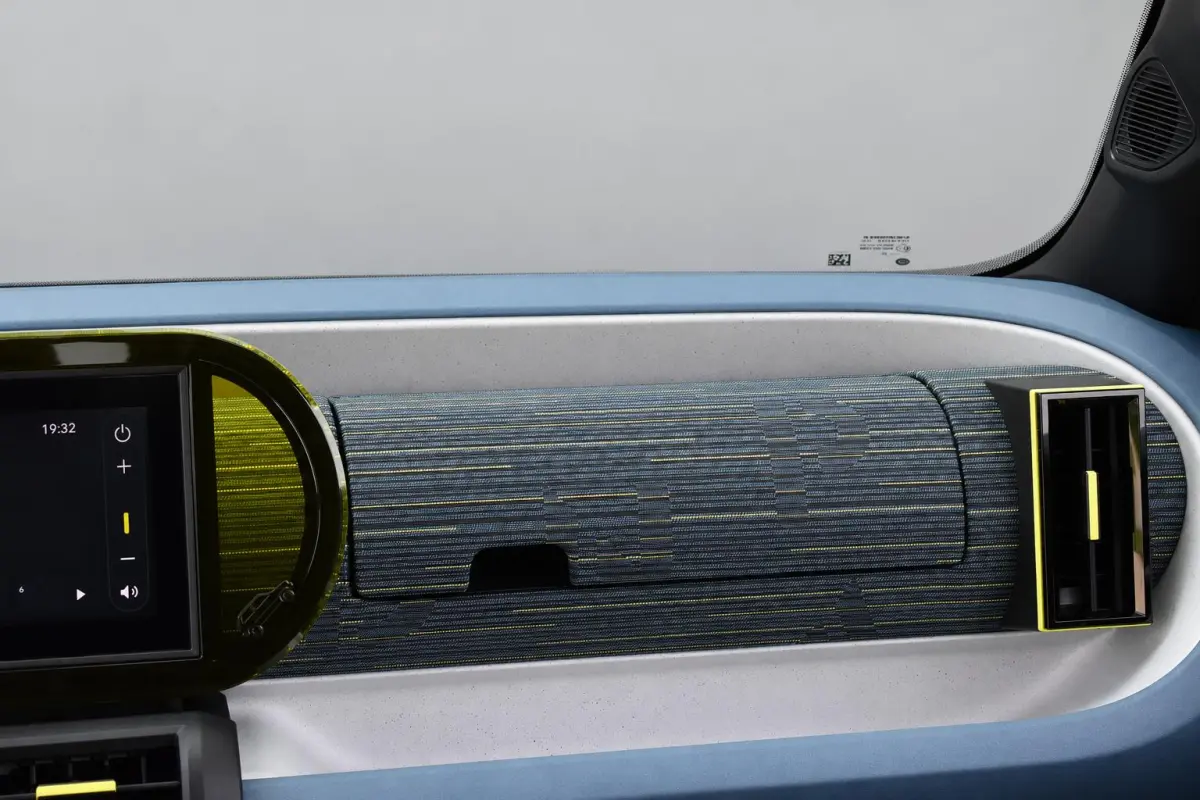 1.2 Hybrid ICON | Parkeersensoren | Apple carplay & Android auto | Bluetooth | Cruise control |