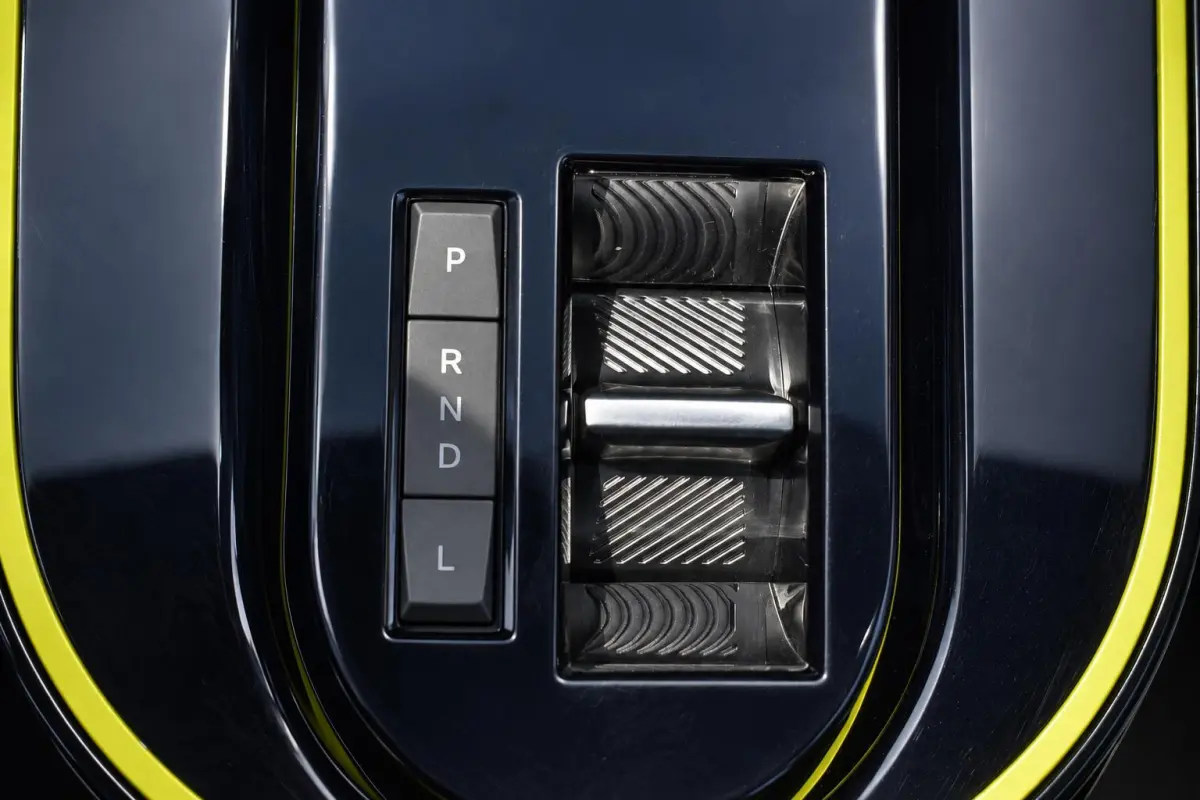 1.2 Hybrid ICON | Parkeersensoren | Apple carplay & Android auto | Bluetooth | Cruise control |