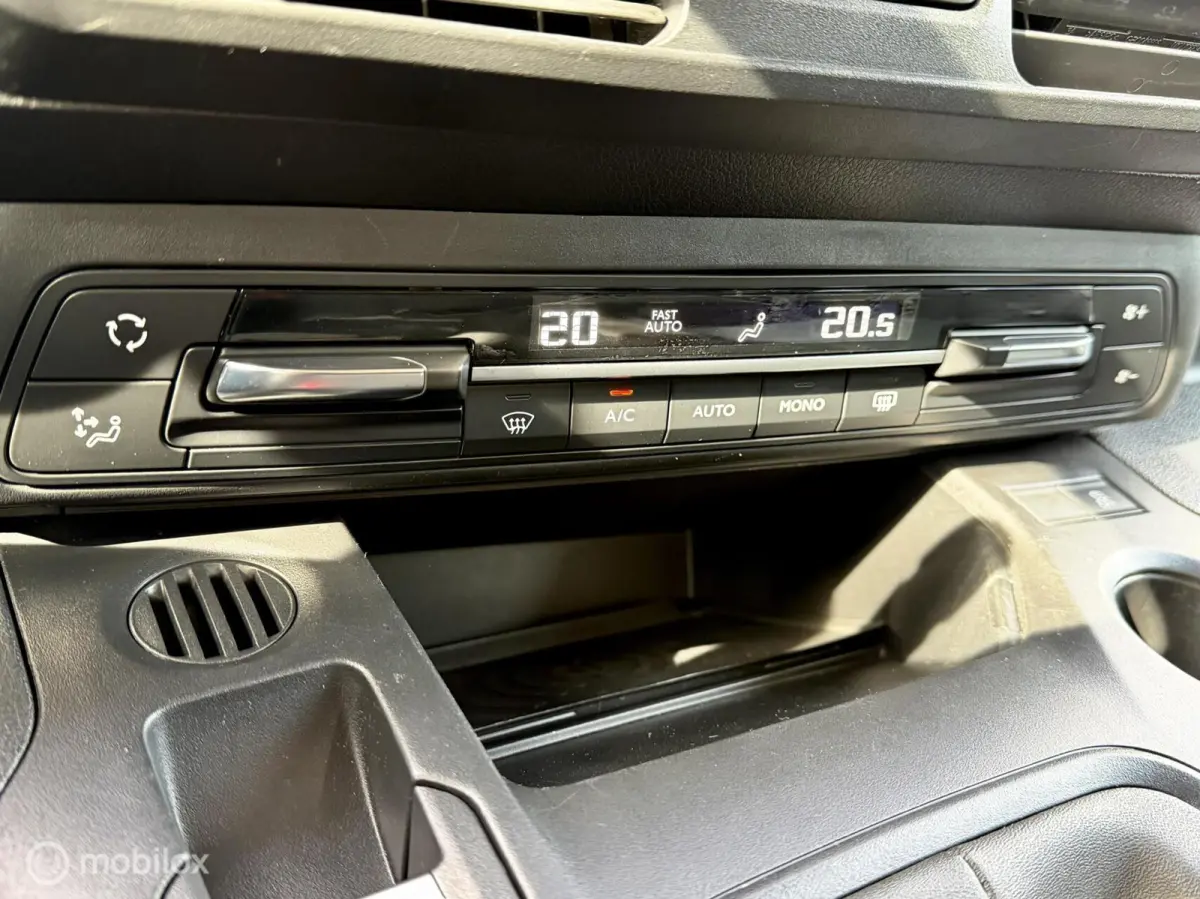 XL Feel 110pk I 7 zitplaatsen I Trekhaak I