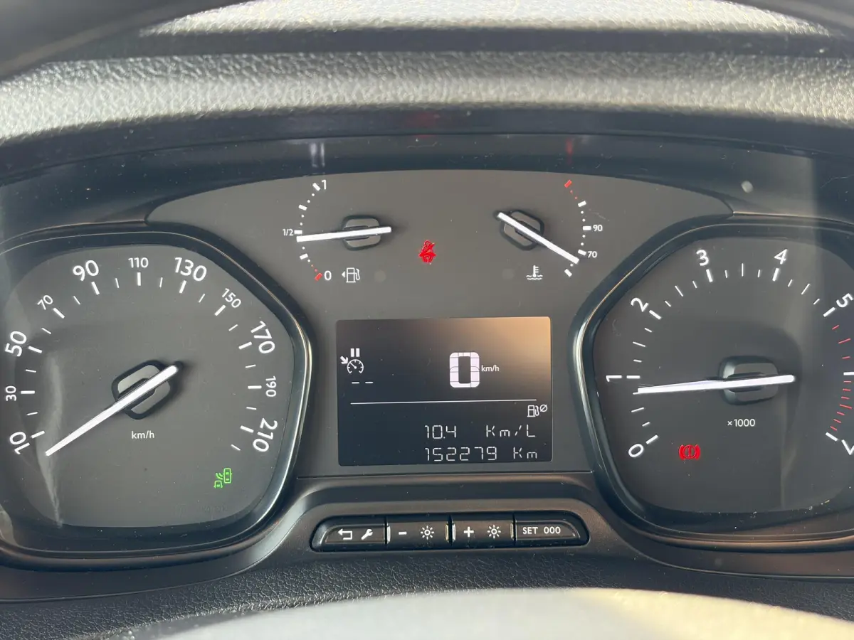 1.5 CDTI L3H1 Edition*NAVI*CRUISE*CAM*A/C*TEL*3PER