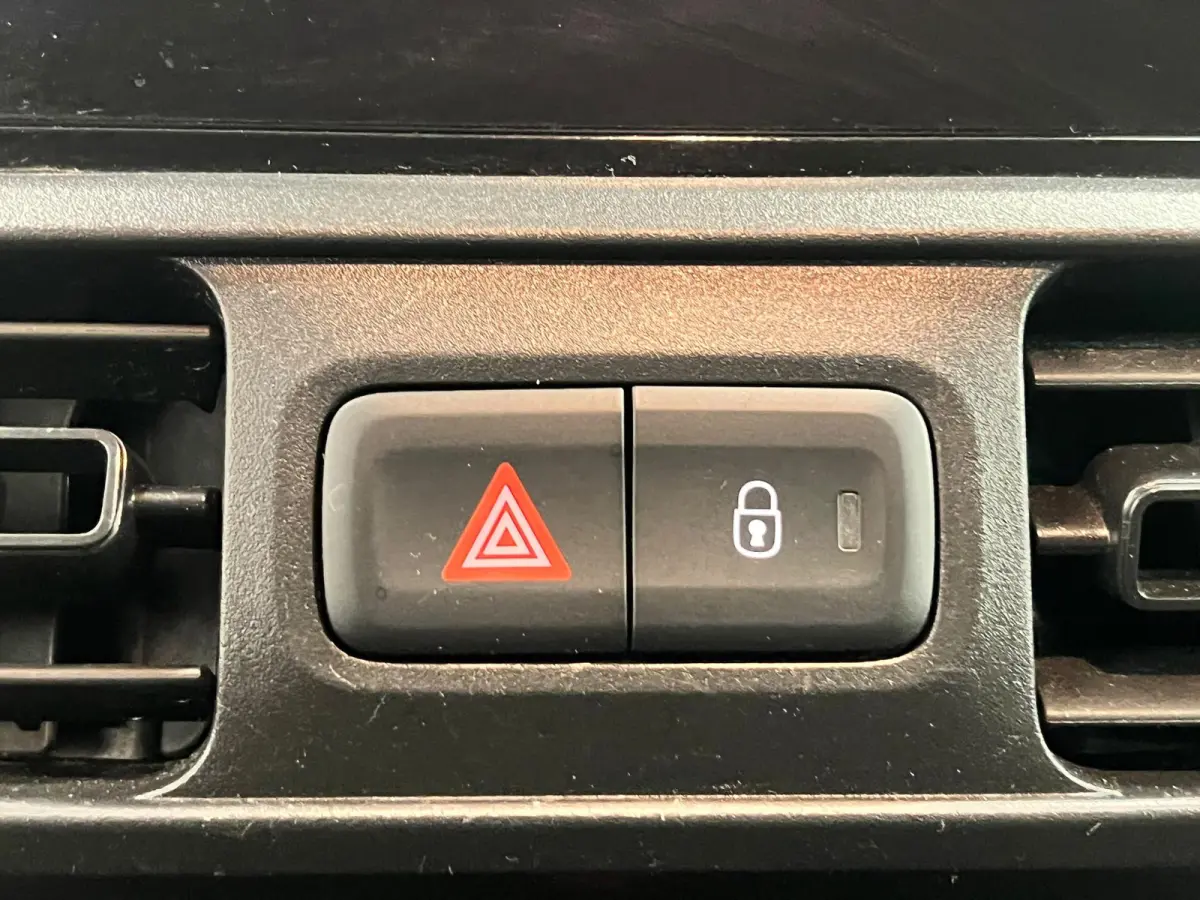 1.5 BlueHDi 100 S&S L2 Camera Navigatie Parkeersensoren Airco Cruise Control
