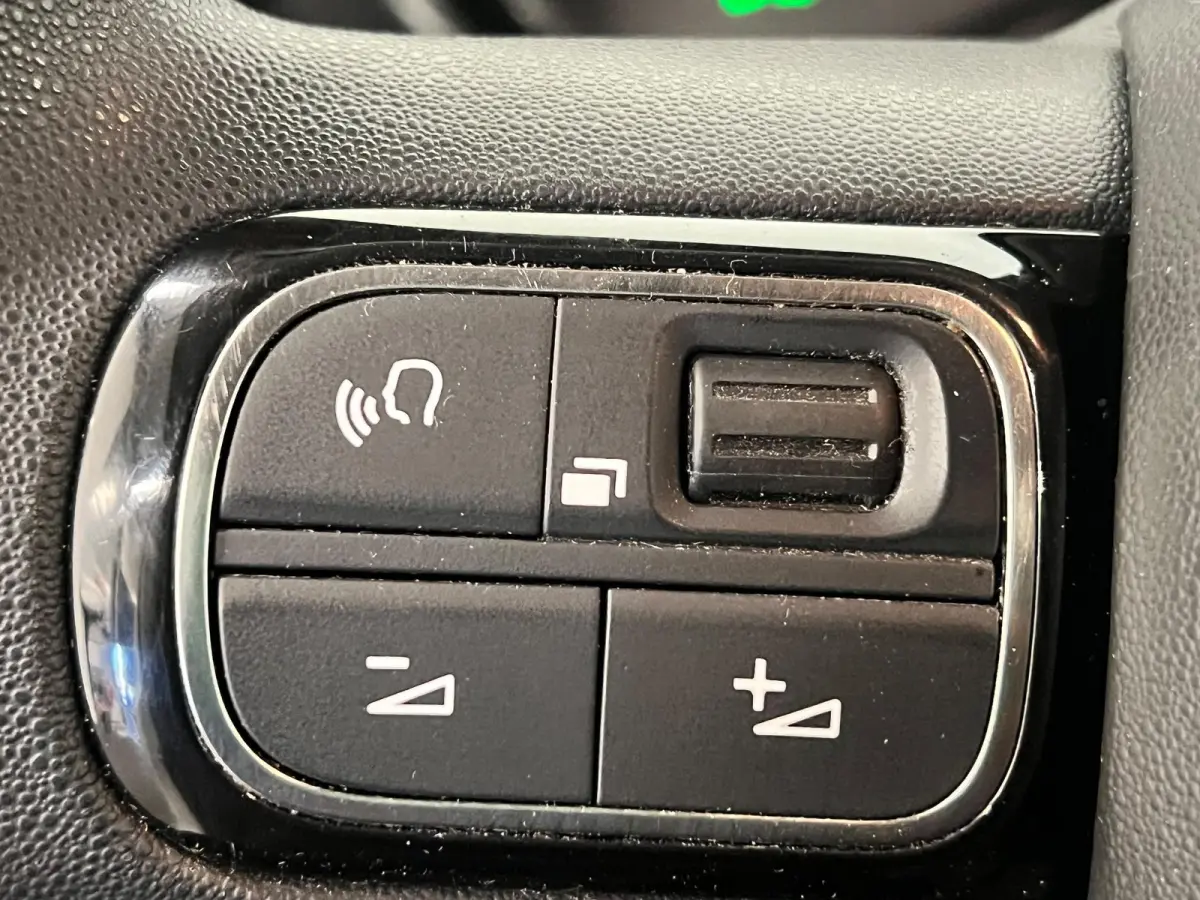1.5 BlueHDi 100 S&S L2 Camera Navigatie Parkeersensoren Airco Cruise Control