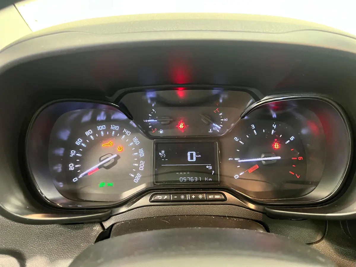 1.5 BlueHDi 100 S&S L2 Camera Navigatie Parkeersensoren Airco Cruise Control
