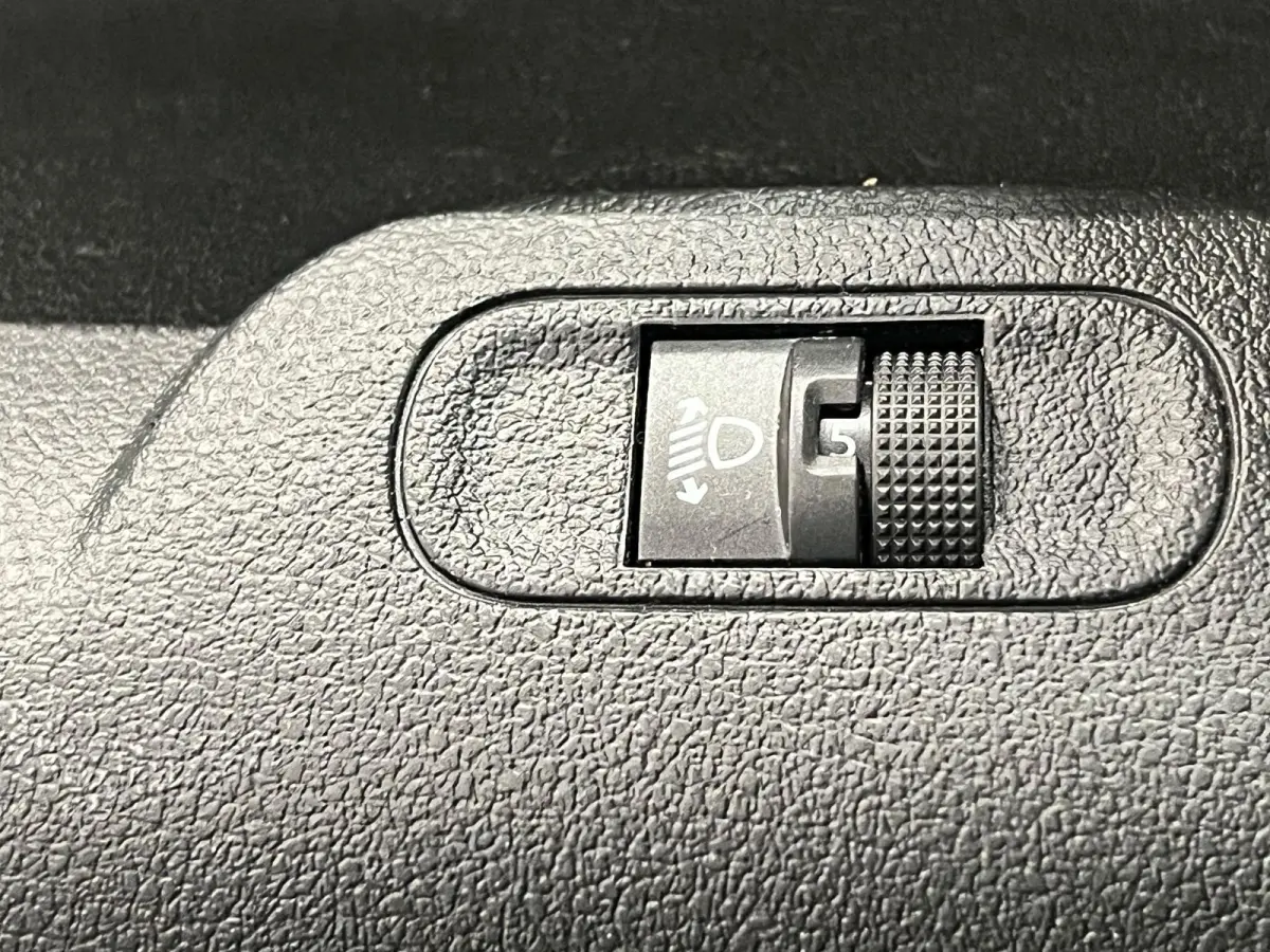 1.5 BlueHDi 100 S&S L2 Camera Navigatie Parkeersensoren Airco Cruise Control