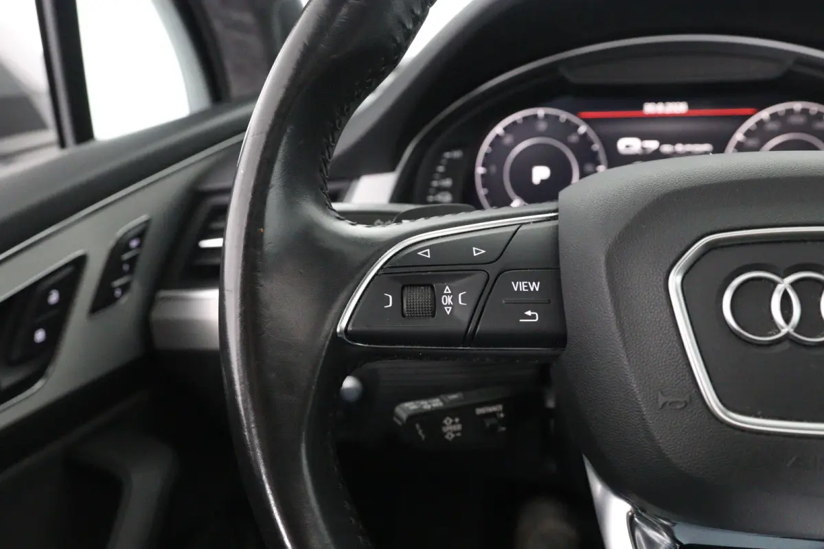 3.0 TDI e-tron quattro Sport | Elek Trekhaak |  SOH 100% | Elektrisch Panoramadak | Nachtzicht | Memory | Luchtvering | Achterklep Elektrisch | Adaptieve Cruise Control | Stoelverwarming |