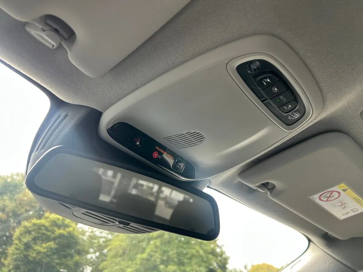1.5 T2 Momentum Core | Trekhaak | Apple CarPlay/Android Auto | Cruise Control | Navigatie | All-seasons |