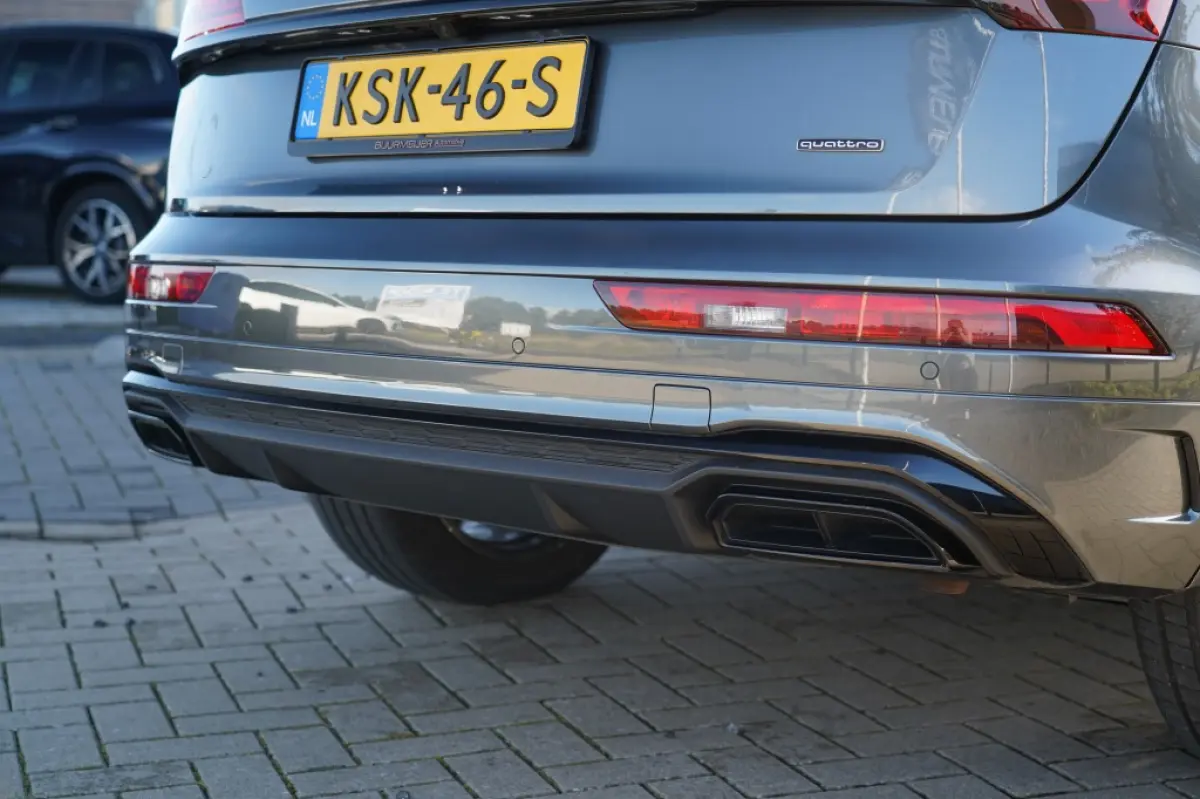 55 Tfsi E 55 TFSI e quattro S edition Competition