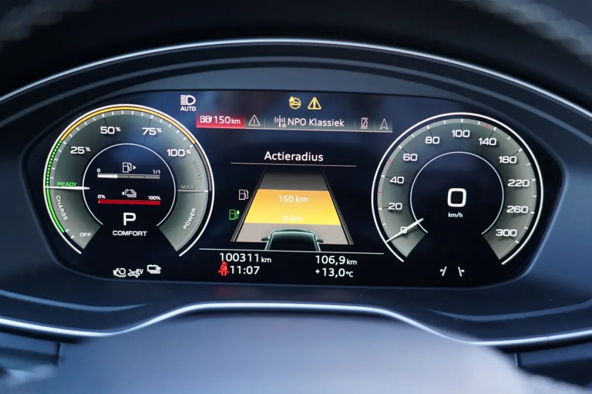 55 Tfsi E 55 TFSI e quattro S edition Competition