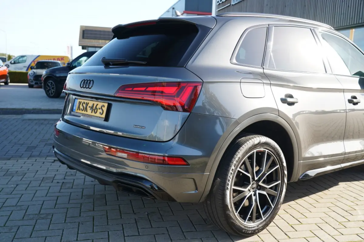 55 Tfsi E 55 TFSI e quattro S edition Competition