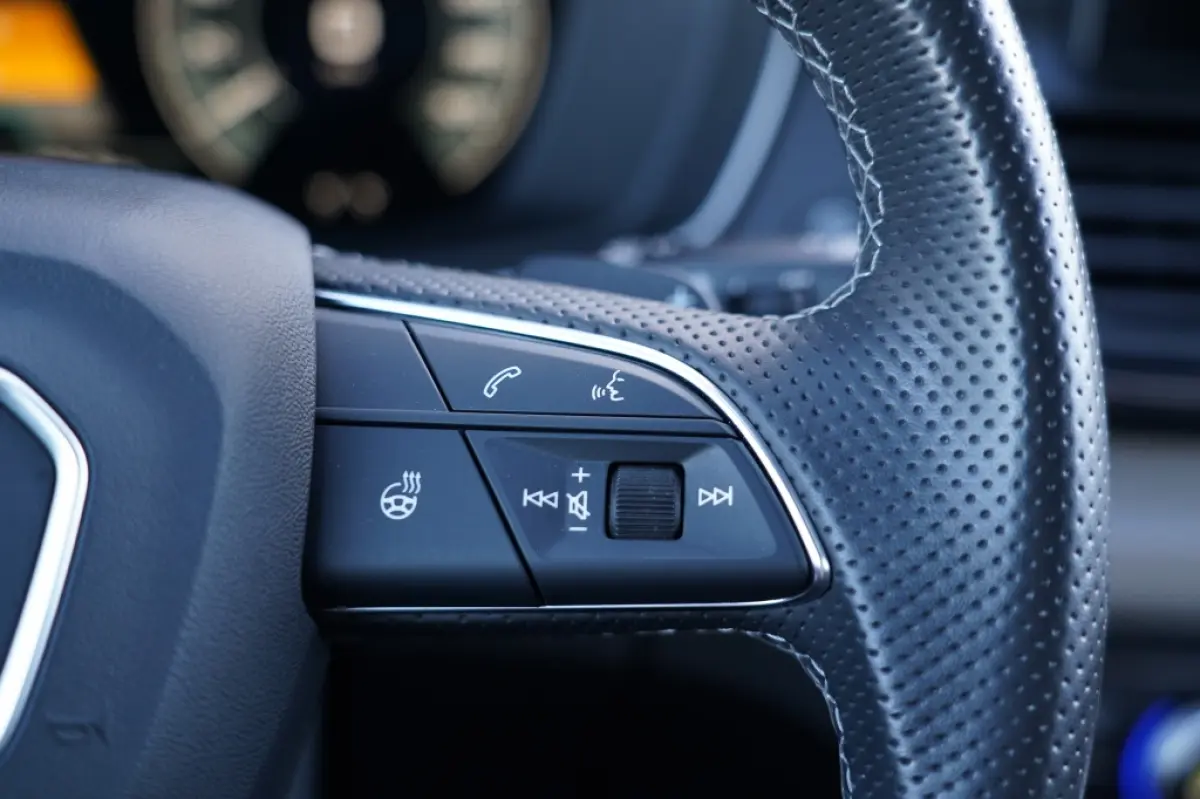 55 Tfsi E 55 TFSI e quattro S edition Competition