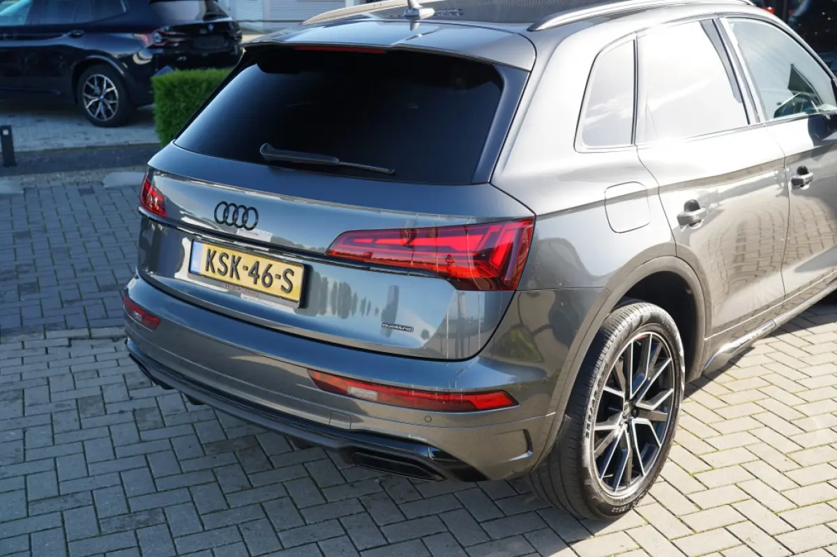55 Tfsi E 55 TFSI e quattro S edition Competition