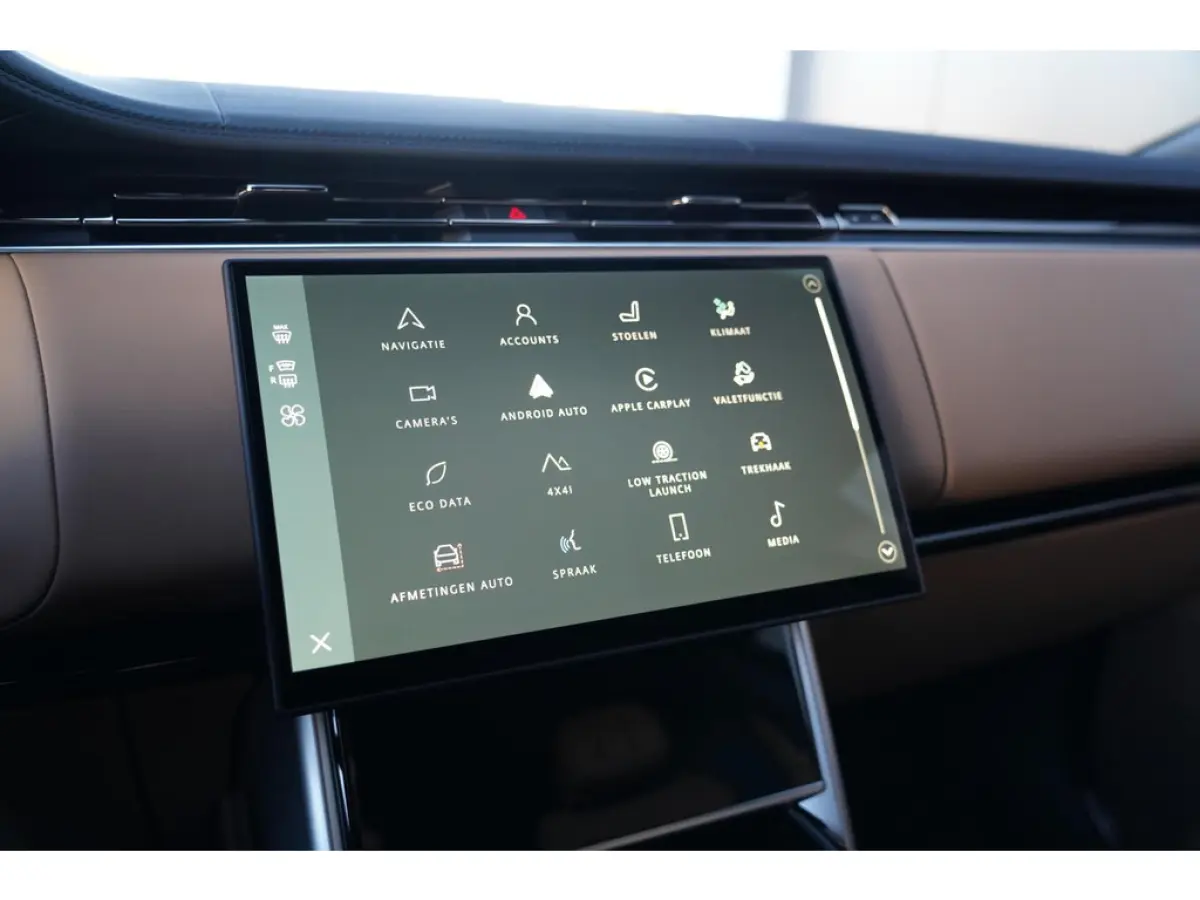 3.0 P460e HSE PHEV | Trekhaak | Softclose | 4 wiel besturing | Panoramisch schuif/kanteldak | Meridian 3D | Stoelverwarming vent