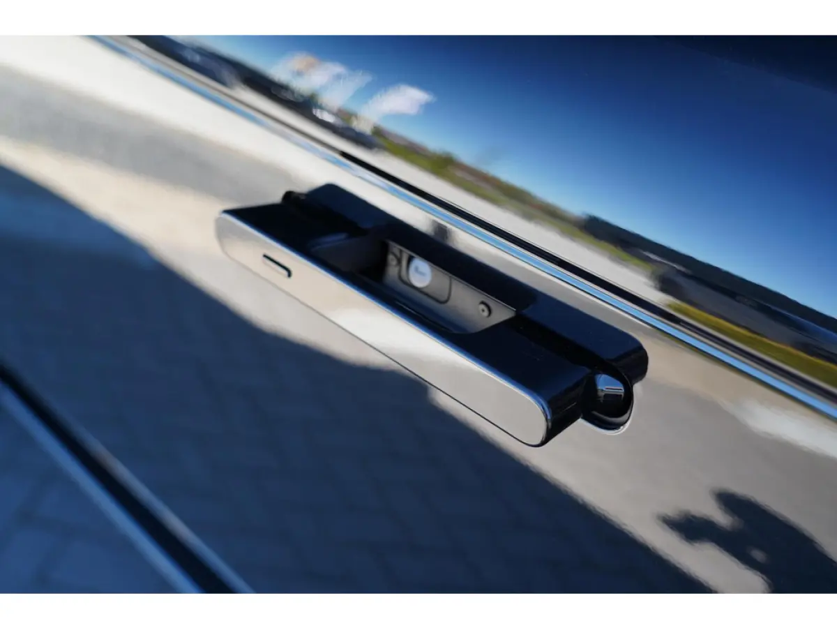 3.0 P460e HSE PHEV | Trekhaak | Softclose | 4 wiel besturing | Panoramisch schuif/kanteldak | Meridian 3D | Stoelverwarming vent
