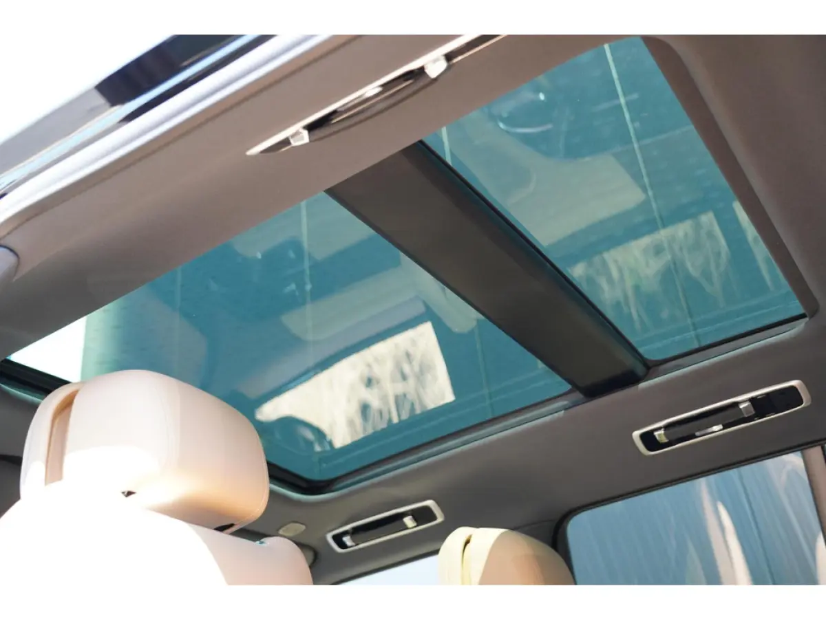 3.0 P460e HSE PHEV | Trekhaak | Softclose | 4 wiel besturing | Panoramisch schuif/kanteldak | Meridian 3D | Stoelverwarming vent