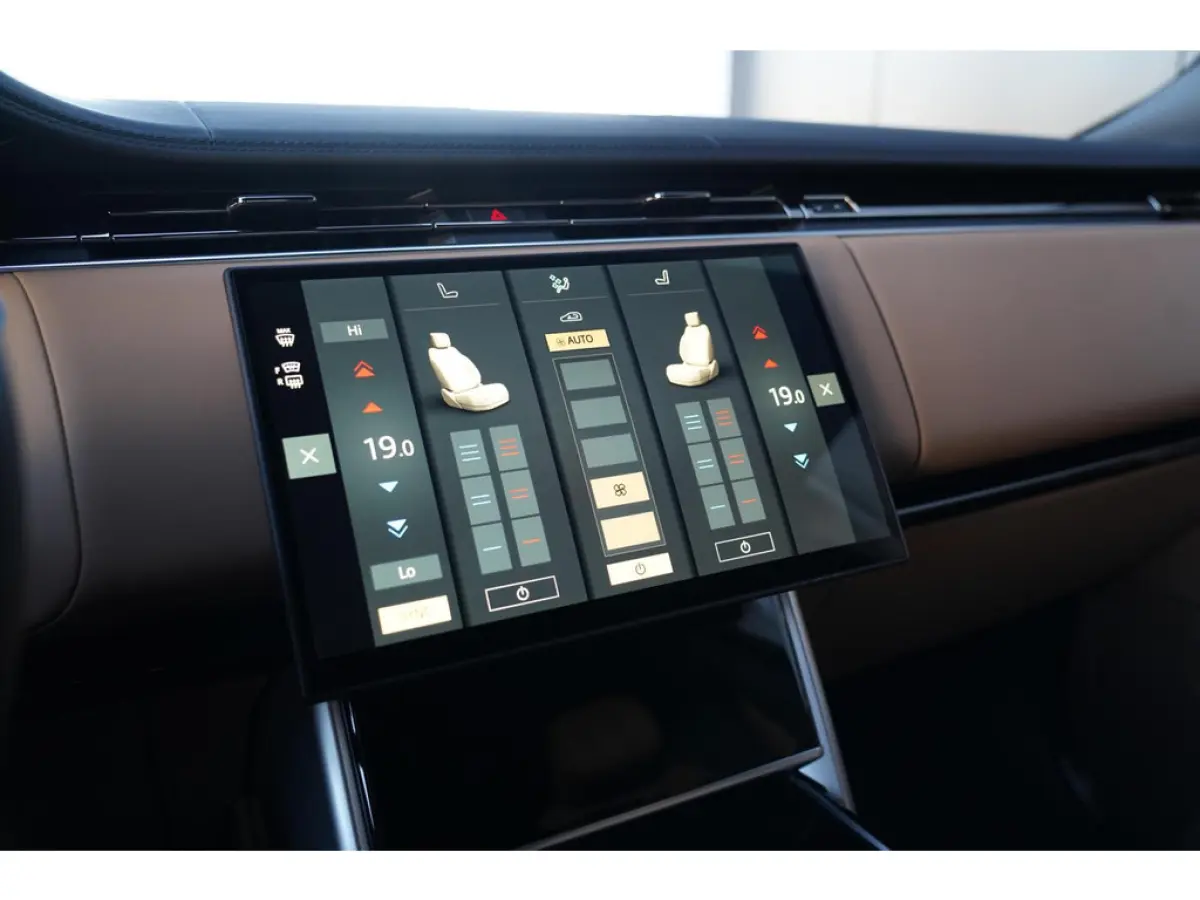 3.0 P460e HSE PHEV | Trekhaak | Softclose | 4 wiel besturing | Panoramisch schuif/kanteldak | Meridian 3D | Stoelverwarming vent