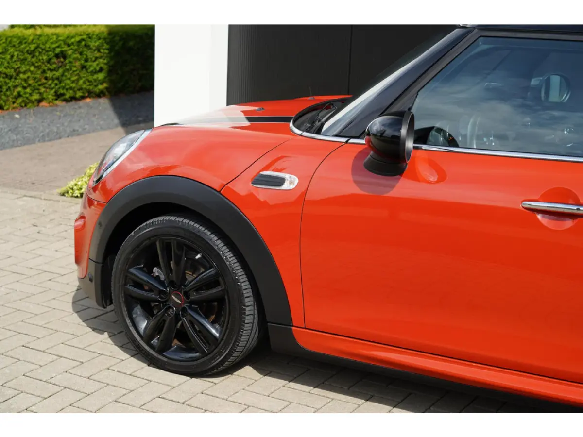 1.5 Cooper Burgundy Edition JCW