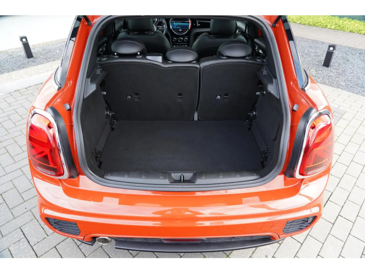 1.5 Cooper Burgundy Edition JCW