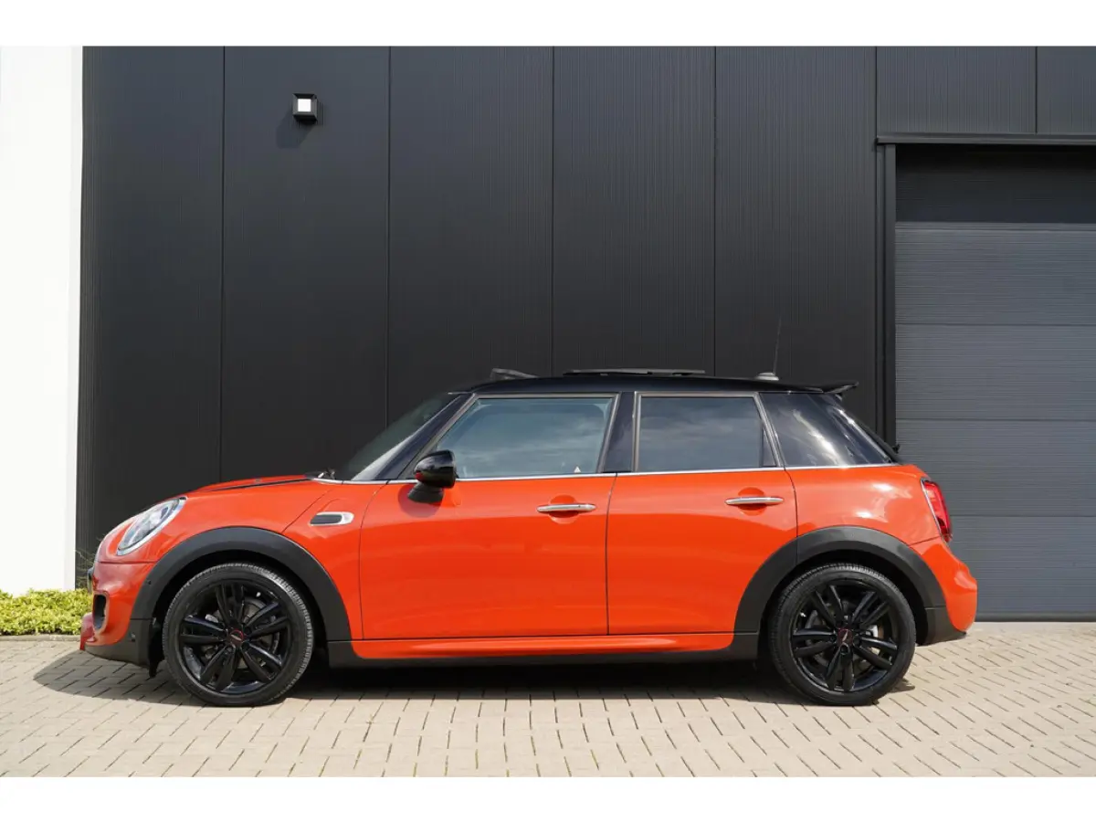 1.5 Cooper Burgundy Edition JCW