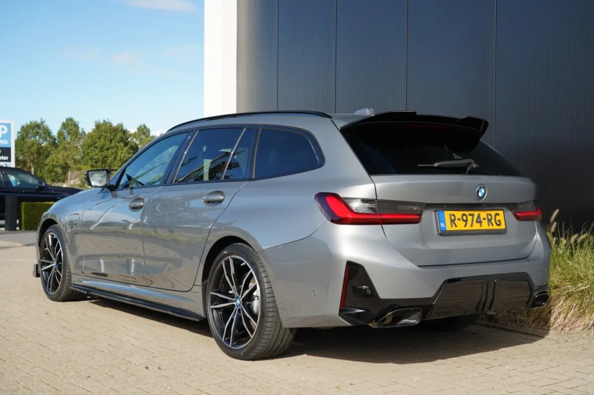 320e