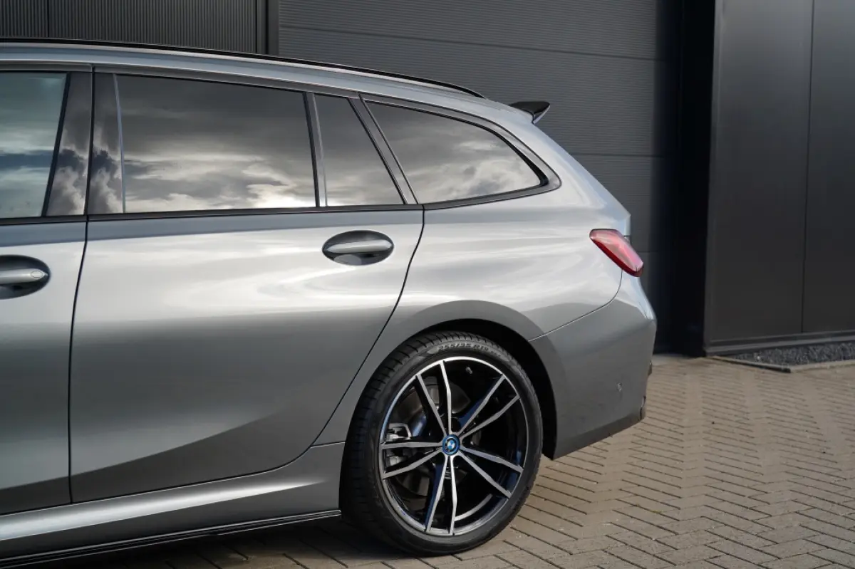 320e