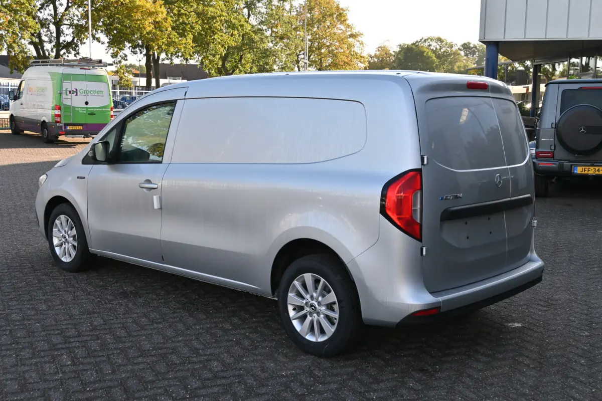 112 Pro L2 51 kWh Climate controle, Snellader, Zitcomfort pakket, Armsteun, Etc.