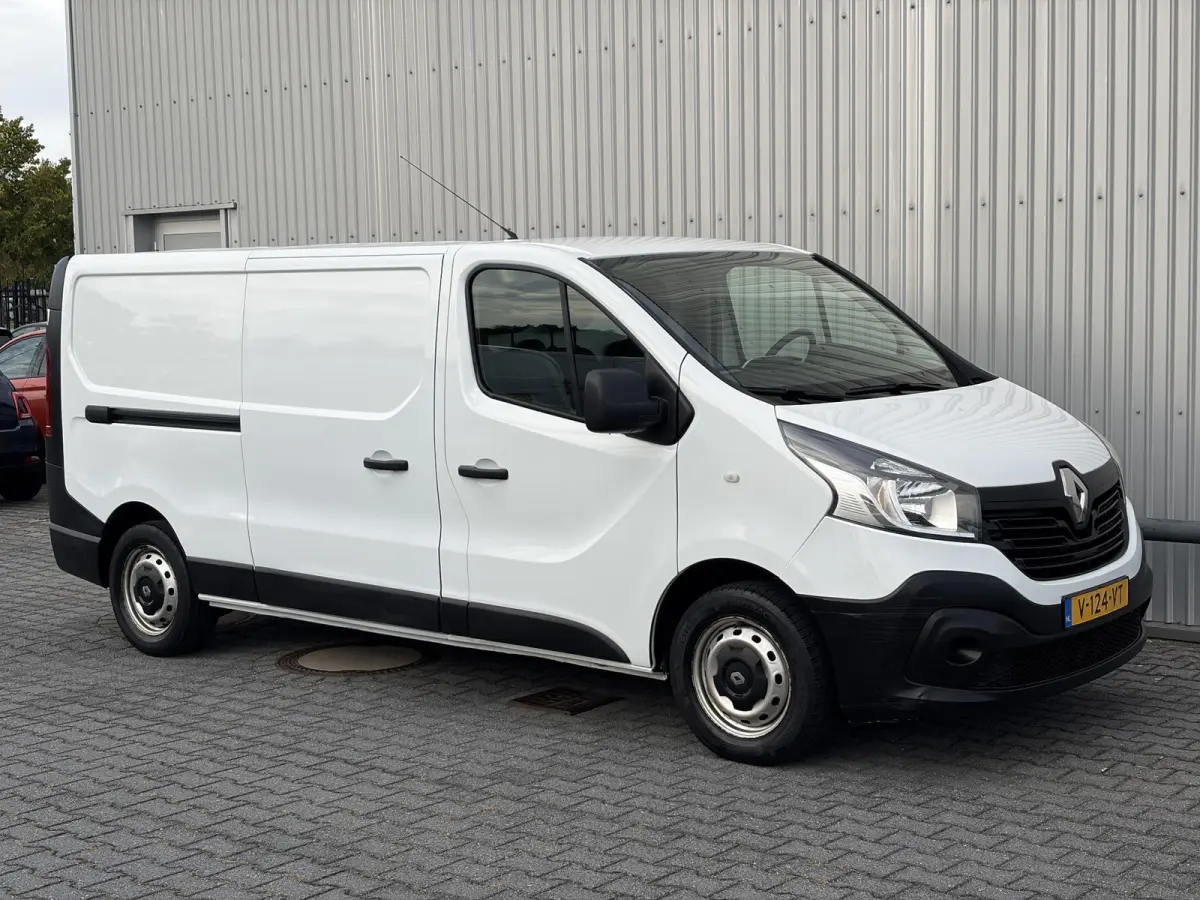 1.6 dCi L2H1 Comfort*NAVI*CRUISE*HAAK*A/C*TEL*3PER