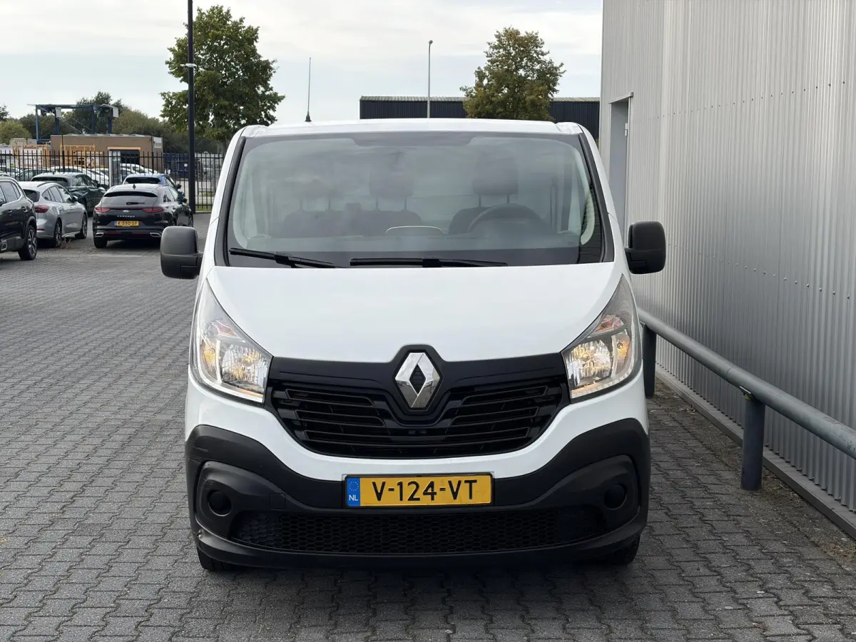 1.6 dCi L2H1 Comfort*NAVI*CRUISE*HAAK*A/C*TEL*3PER