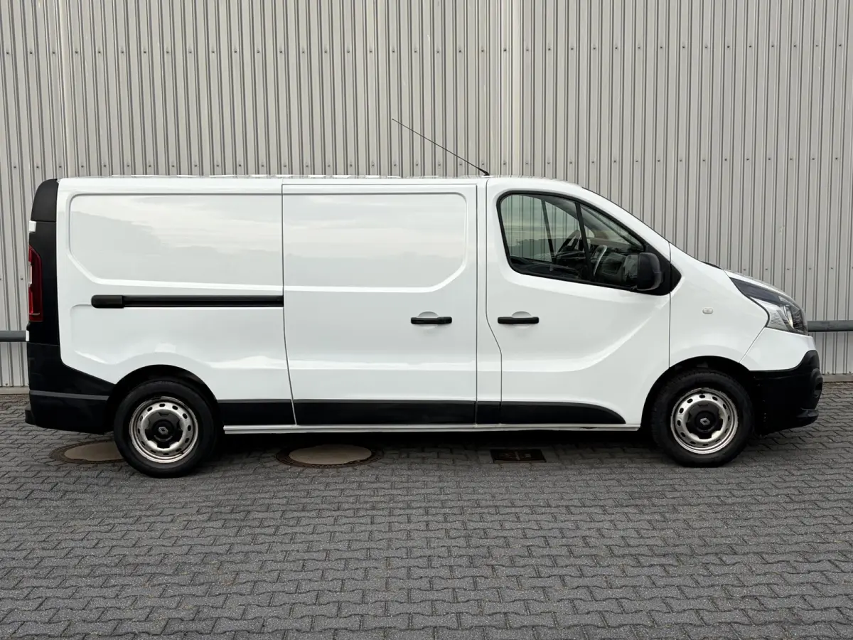 1.6 dCi L2H1 Comfort*NAVI*CRUISE*HAAK*A/C*TEL*3PER