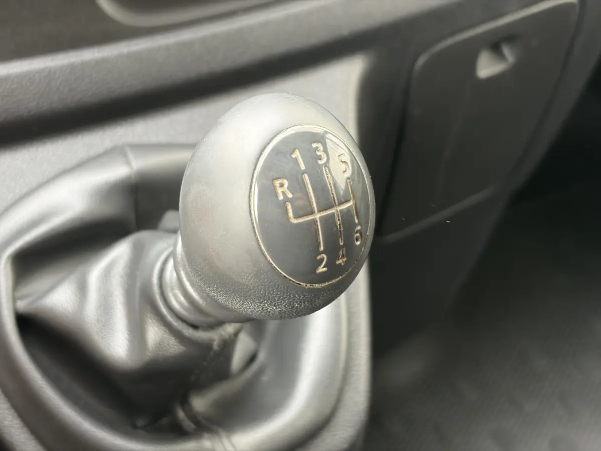 1.6 dCi L2H1 Comfort*NAVI*CRUISE*HAAK*A/C*TEL*3PER