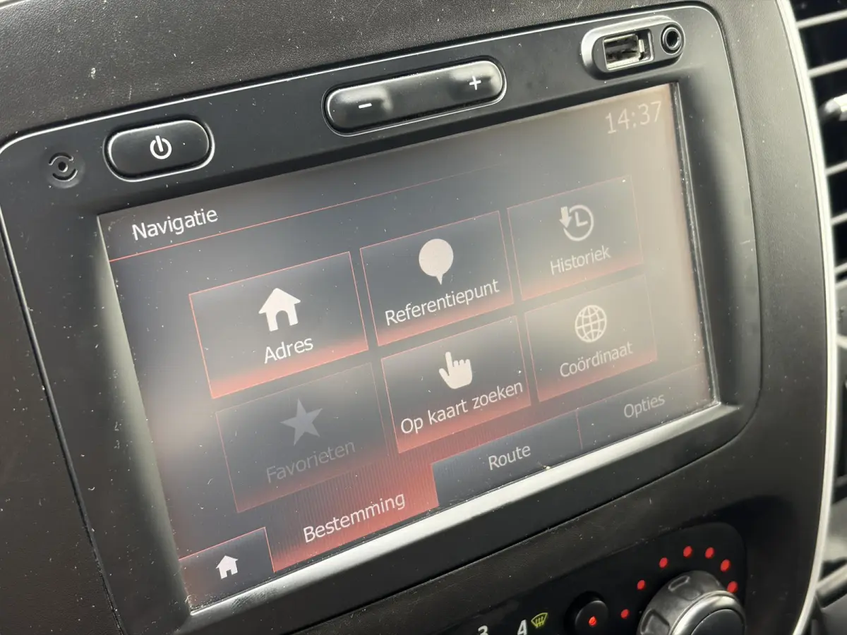 1.6 dCi L2H1 Comfort*NAVI*CRUISE*HAAK*A/C*TEL*3PER
