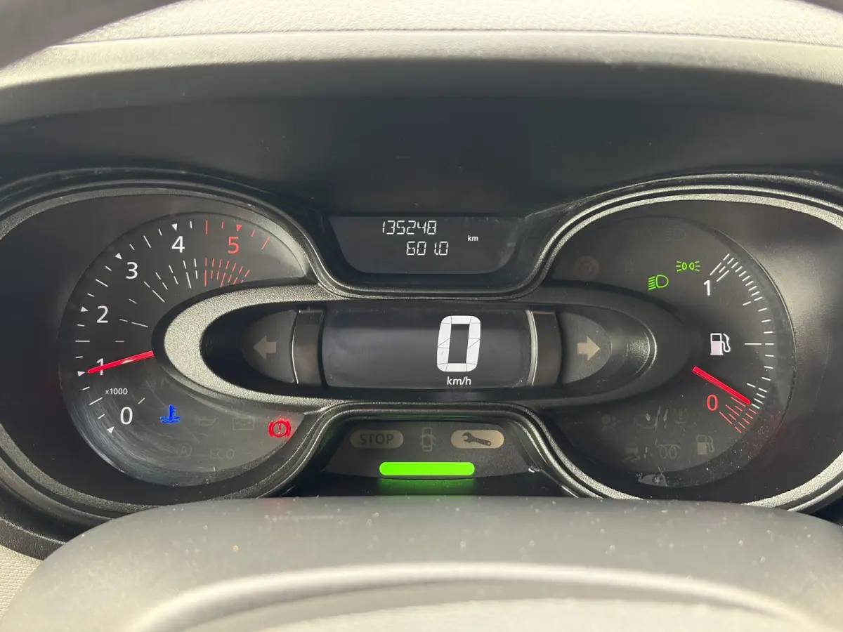 1.6 dCi L2H1 Comfort*NAVI*CRUISE*HAAK*A/C*TEL*3PER