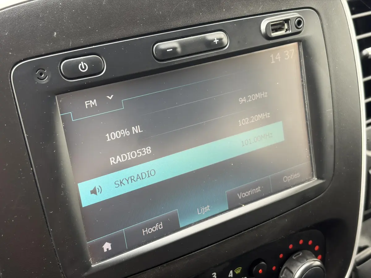 1.6 dCi L2H1 Comfort*NAVI*CRUISE*HAAK*A/C*TEL*3PER