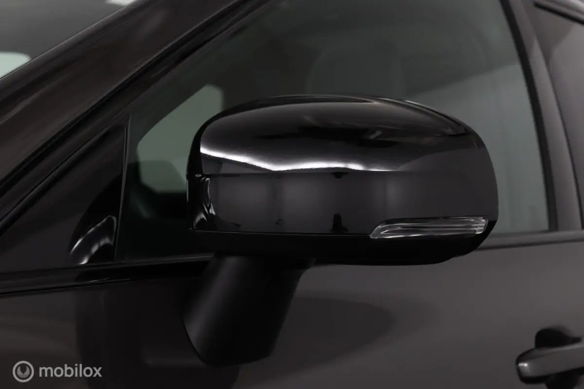2.0 T6 Plug-in hybrid AWD Plus Dark | Adaptieve Cruise | Panoramadak | Trekhaak | BLISS | Verwarmbare Voorstoelen & Stuurwiel | Contour Stoelen