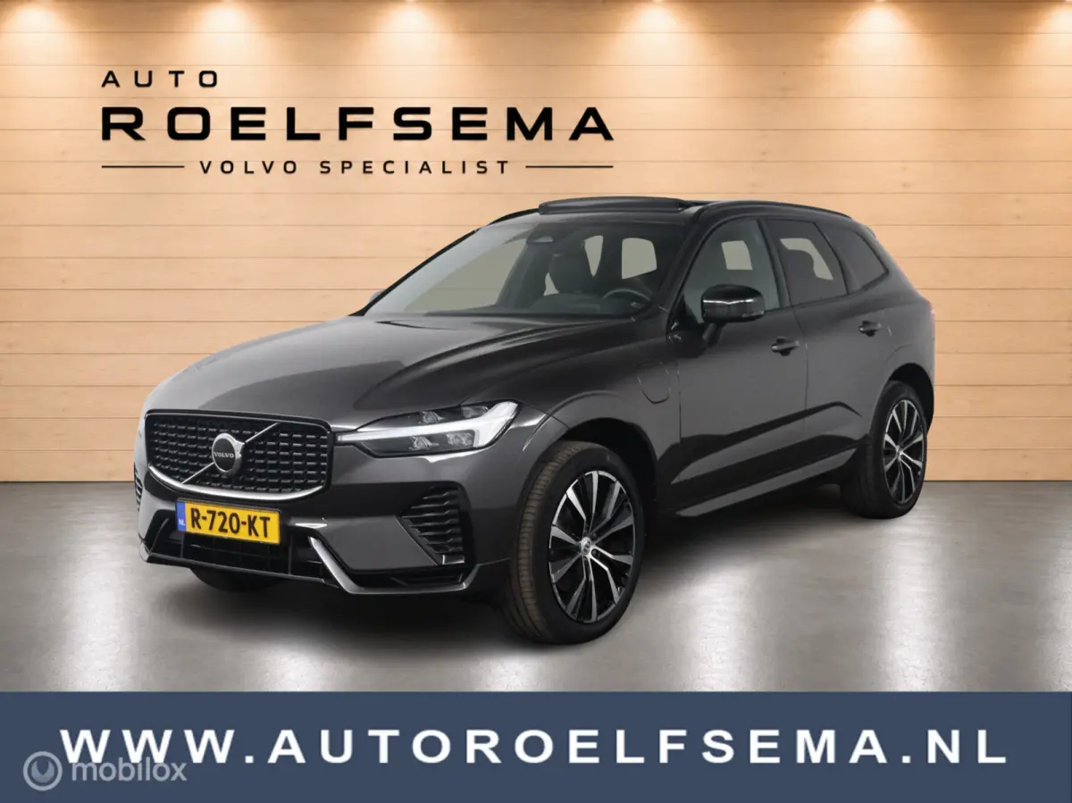 2.0 T6 Plug-in hybrid AWD Plus Dark | Adaptieve Cruise | Panoramadak | Trekhaak | BLISS | Verwarmbare Voorstoelen & Stuurwiel | Contour Stoelen