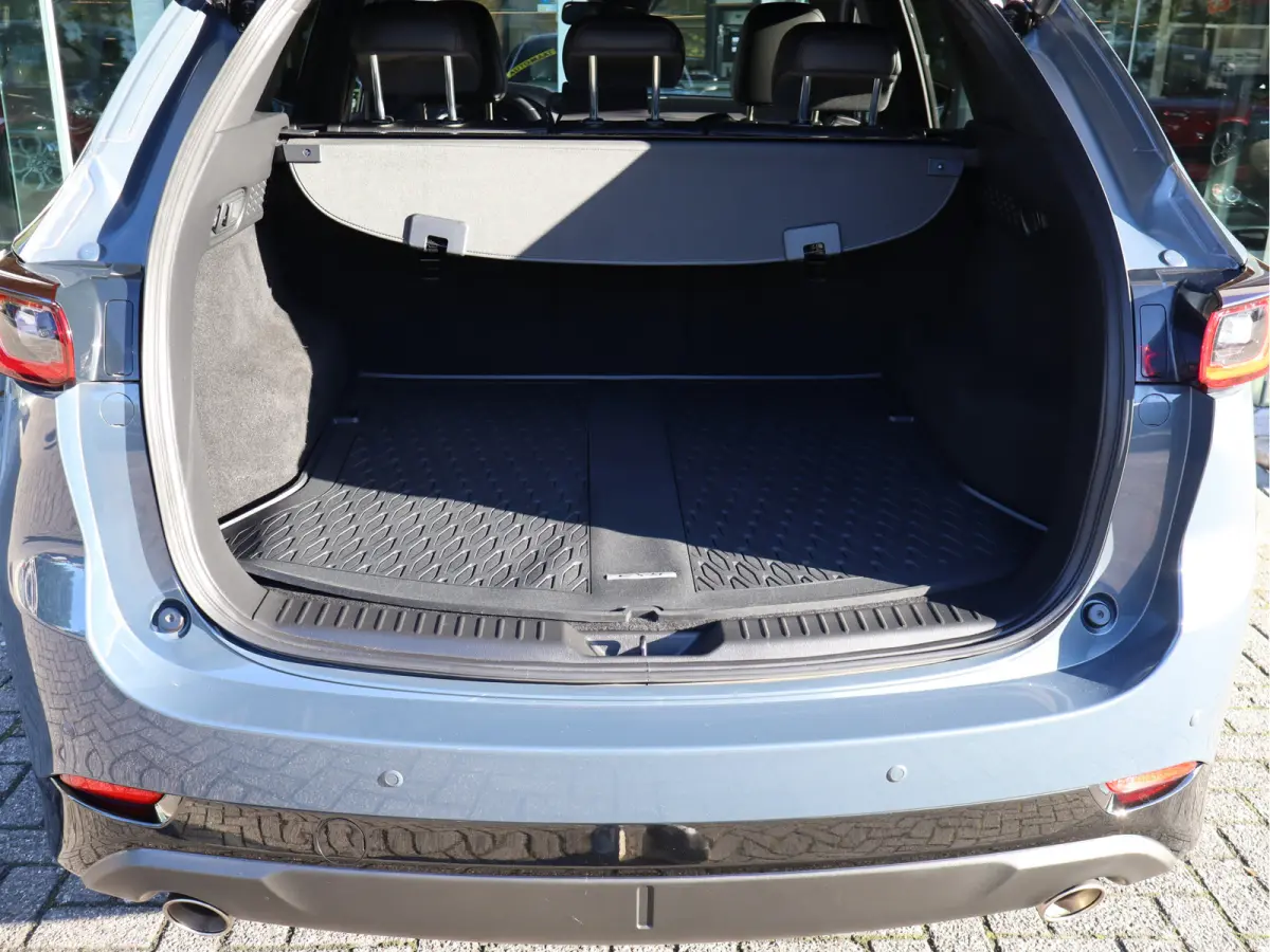 2.0 e-SkyActiv-G M Hybrid 165 Homura Leer / Bose / Camera / Navi / Clima / Cruise
