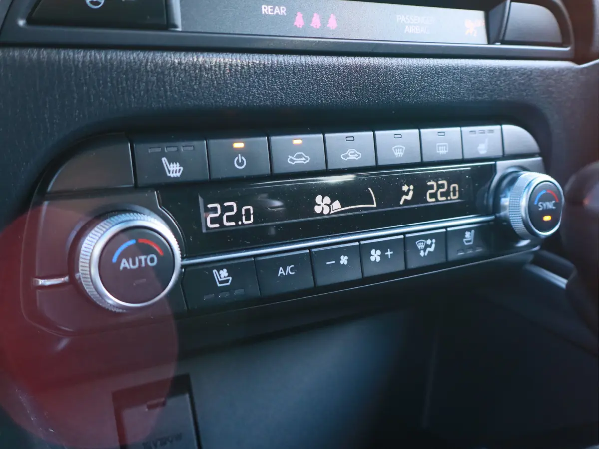 2.0 e-SkyActiv-G M Hybrid 165 Homura Leer / Bose / Camera / Navi / Clima / Cruise